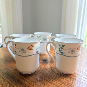 Villeroy & Boch Mariposa mugs - Set of 5- bone China- made in Germany- ~4 inches